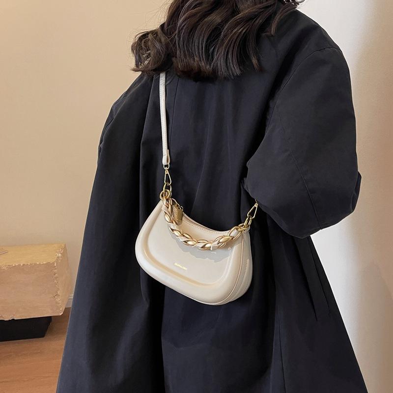 Французская нишевая сумка женская осень-зима 2025 новая трендовая на плечо сумка-мессенджер универсальная ins ретро сумка-седло