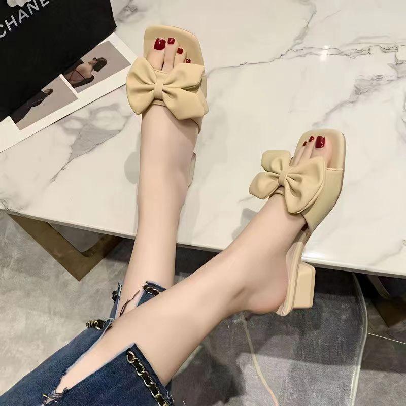Французские босоножки 2024 года, новый женский модный тренд, средний каблук, толстый каблук, полуперетягивающийся бант, одно слово, перетягивающийся, верхняя одежда с квадратной головкой