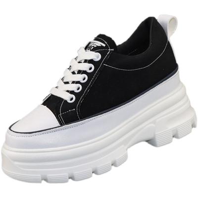 Модные 10 см женские туфли парусиновые кроссовки для женщин 2024 новый стиль дышащие удобные модные женские повседневные туфли на платформе весна-лето