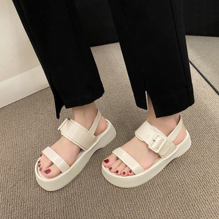 2025 новая летняя одежда с плоской подошвой модные сандалии женская юбка платформа женская обувь увеличивающие рост пляжные сандалии