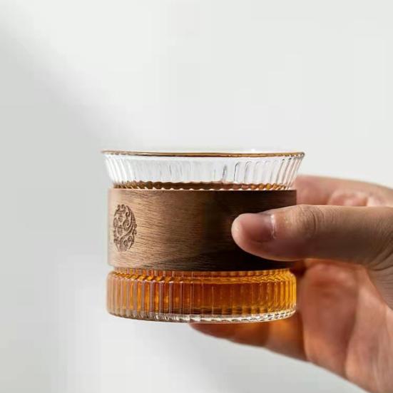 Чашка чая Многоцелевое полупрозрачное термостойкое стекло с деревянным противоожоговым корпусом Ежедневное использование