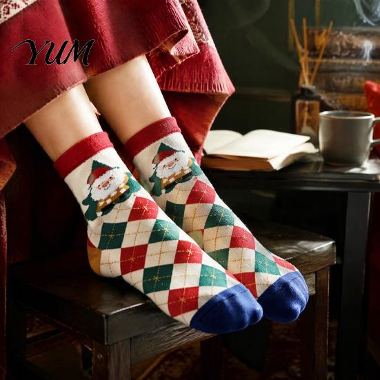 Matching Couple Socks Christmas for Men And Women, Soft Combed Cotton Crew Winter Socks, Novelty Colorful Footwear Holiday Wear Parent Child Outfits