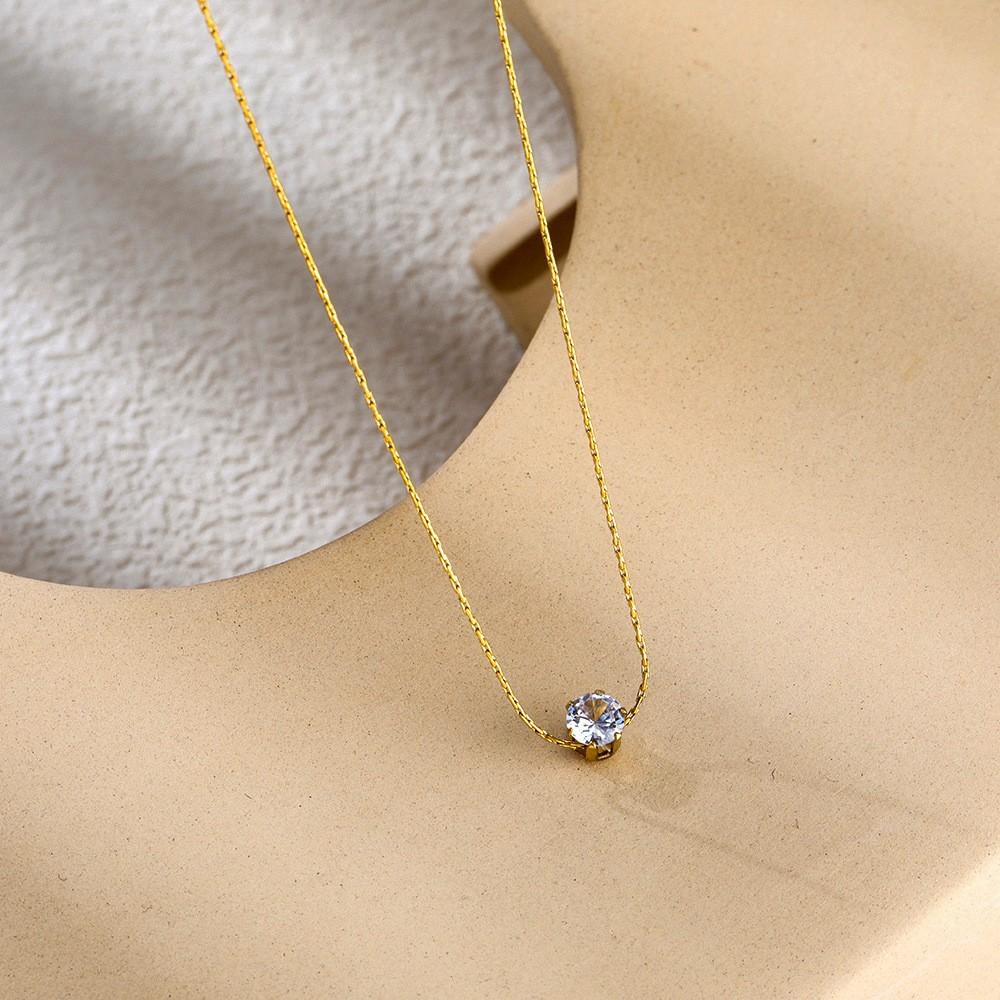 Simple Titanium Steel Six Prong Set Zircon Necklace Elegant And Luxurious High End Jewelry