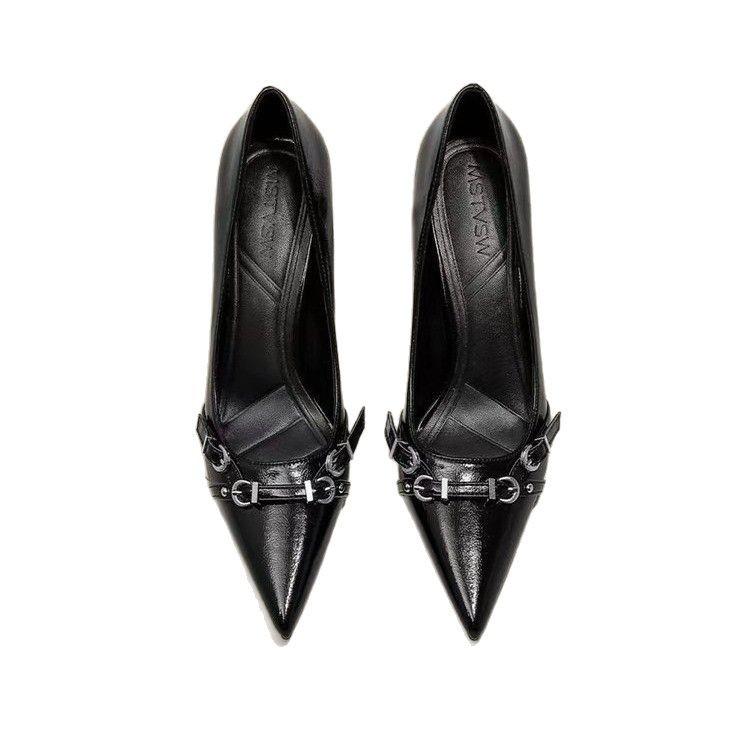 Черные туфли на высоком каблуке женские 2025 новые французские маленькие ароматные повседневные универсальные туфли с острым тонким каблуком светло-бежевого цвета