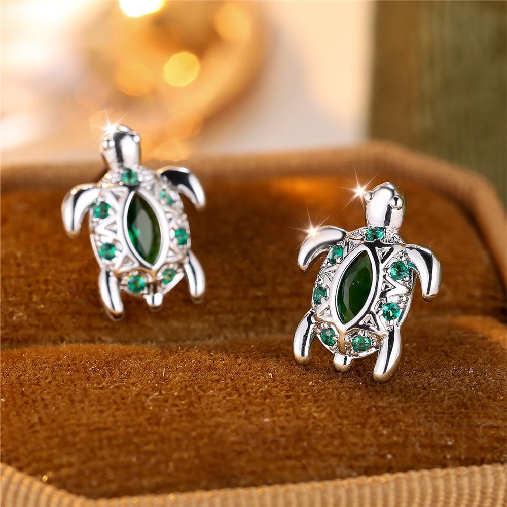 Cute Female Green Turtle Zircon Stone Stud Earrings Silver Color Dainty Gift Wedding Jewelry For Women