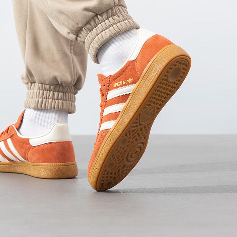 adidas Унисекс повседневная обувь IG6191