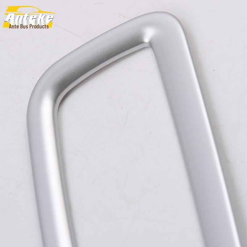 CRV 15 Передний воздухозаборник и декоративная рамка вентиляционного отверстия центральной консоли