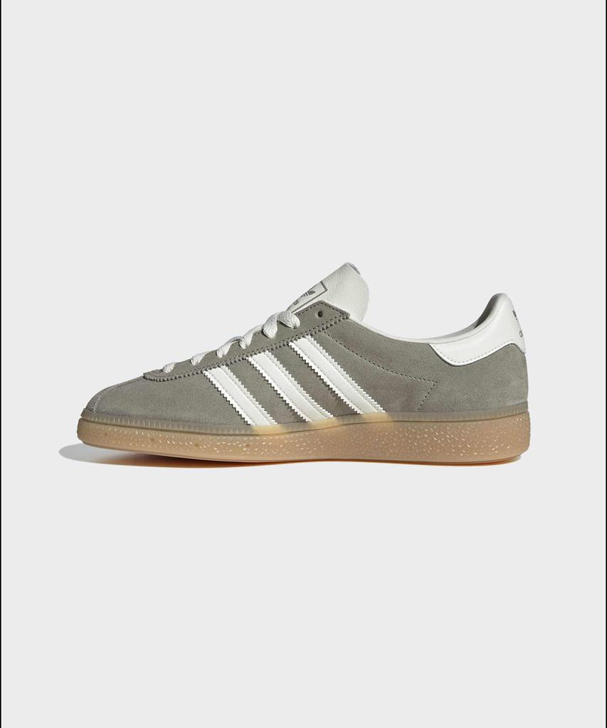 adidas Мюнхен - Серебряный Камень:Белый / Js3990