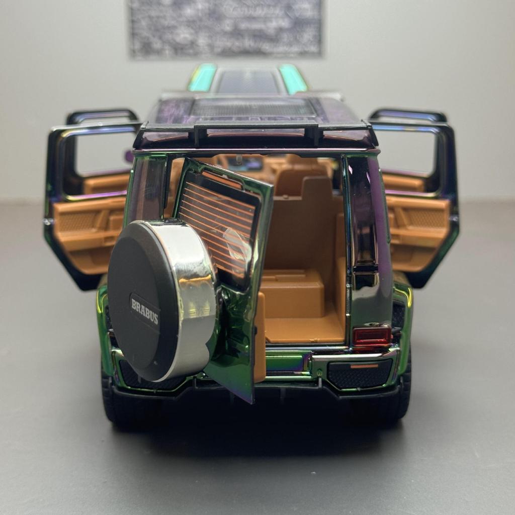 Simulation 1/32 Scale Benz G800 Electroplated Version Alloy Car Diecast Metal Model Home Interior Decoration Kid Gift Birthday Present