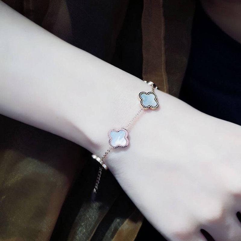 Fashion Titanium Steel Four-leaf Clover Bracelet Simple High-end Does Not Fade Five Shells Four-leaf Clover Bracelet