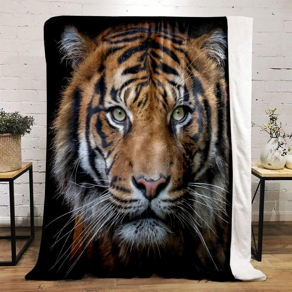 Majestic Tiger Face Close-Up Portrait print blanket soft and cozy perfect for the living room bed sofa or a nap,gift