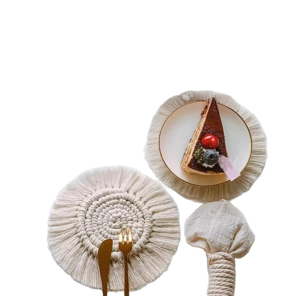 Hand-Woven White Cotton Linen Tassel Coaster - Heat Insulation Pad