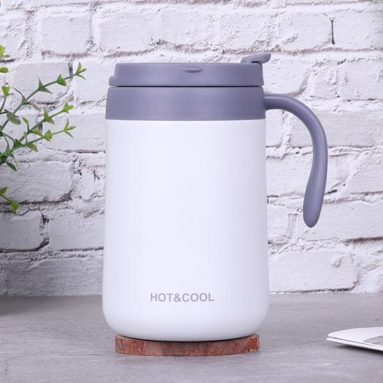 Изолированная дорожная кружка 500 мл с ручкой крышки, портативная многоразовая термокружка для горячих/холодных напитков, кофейная чашка из нержавеющей стали