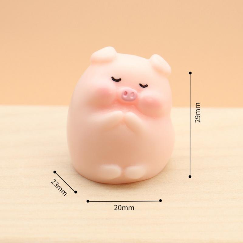 Resin Ornaments Cute Cartoon Pig Doll Ornaments Mini Home Figurines Miniatures Desktop Decor Car Ornament Decoration Accessories