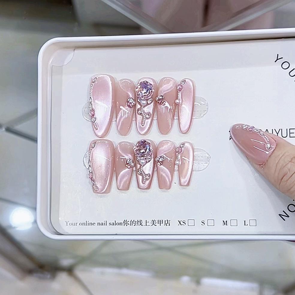Ручная работа Armor Rose Church Трехмерный розовый бриллиантовый светлый чеканка в стиле кошачий глаз Высококачественная наклейка для маникюра с чистым темпераментом