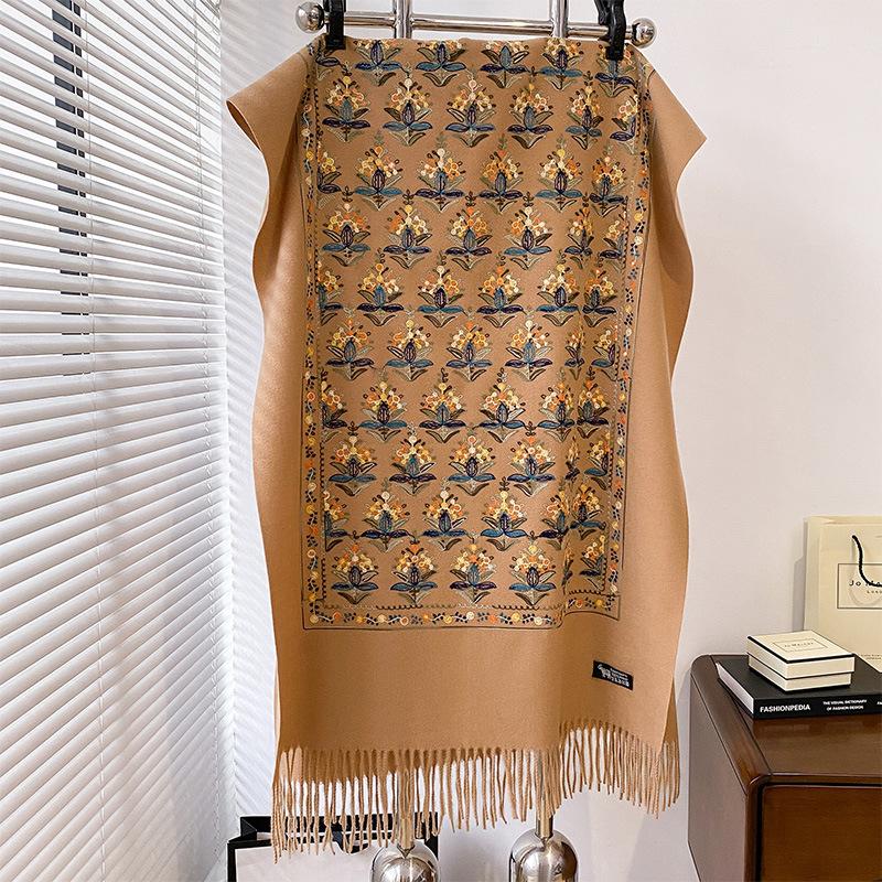 Женский вышитый теплый шарф в литературном ретро-этническом стиле, украшение из пряжи с бахромой