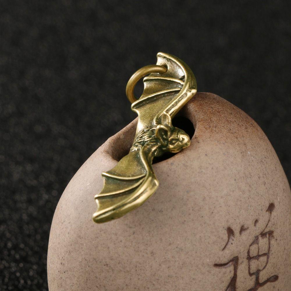 Украшение в виде летучей мыши, ретро-статуэтки летучей мыши из латуни, милая статуэтка летучей мыши из меди, ручная работа, изысканная мини-скульптура летучей мыши, сумка для ключей от машины