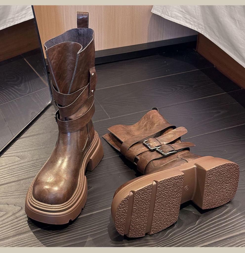 Женские осенние ботинки Мартин 2025 с пряжкой-ремнем - Универсальные, стройнящие, на толстой подошве, увеличивающие рост короткие ботинки для женщин и мужчин