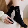 1 Pair Lovely Cozy Socks Autumn Winter Heart-shaped Socks