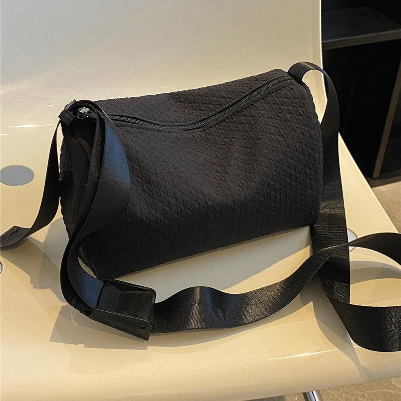 Women's Crossbody Bag Shoulder Bag Pillow Shaped Bag Casual Bag