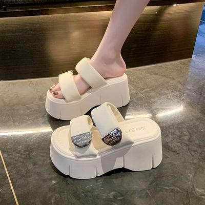 Премиальные шлепанцы на толстой подошве женские летние для улицы 2025 новая корейская версия на липучке с одним ремешком ультралегкие и удобные пляжные туфли