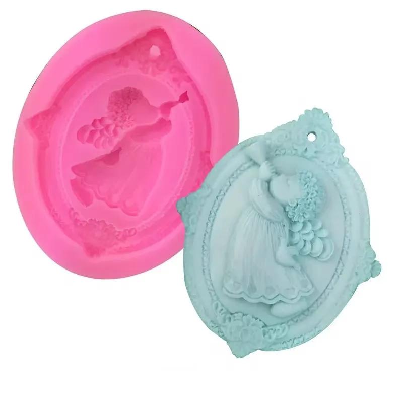 A Top Quality Mold Pink Silicone 3D Angel Mold Gypsum Soap Resin Making Cake Chocolate Candle Mold DIY Making Tool Mould Oval