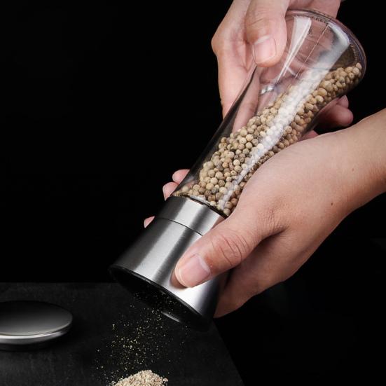 Pepper Mill Labor-saving Cooking Accessories Stainless Steel 2-in-1 Portable Spice Crusher Bottle Pepper Mill Durable Cookware