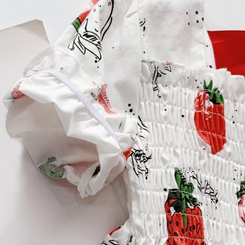 Клубничное сладкое платье с пышными рукавами и бантом для девочек