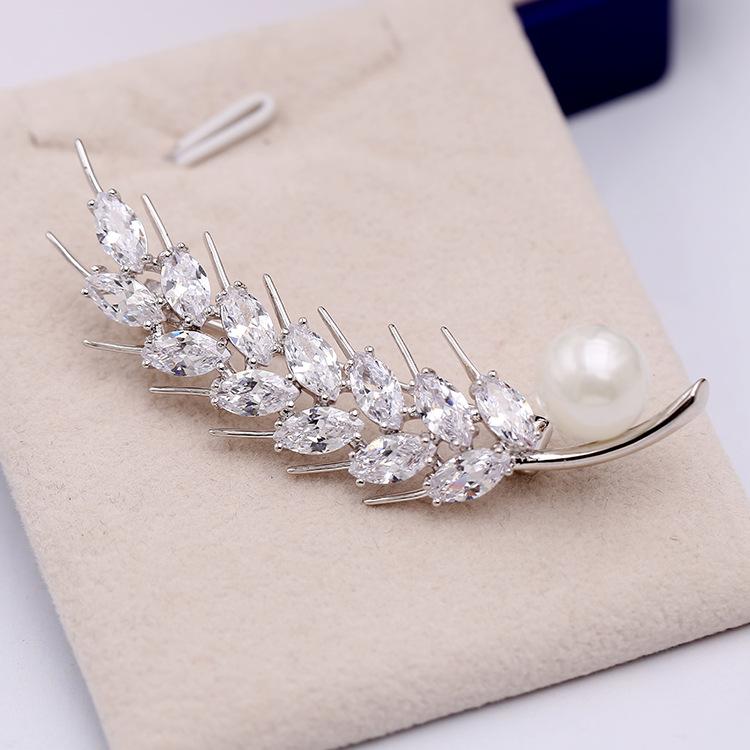 Новая мода золотая пшеничная жемчужина брошь женские аксессуары простая атмосфера осенне-зимний костюм модный корсаж