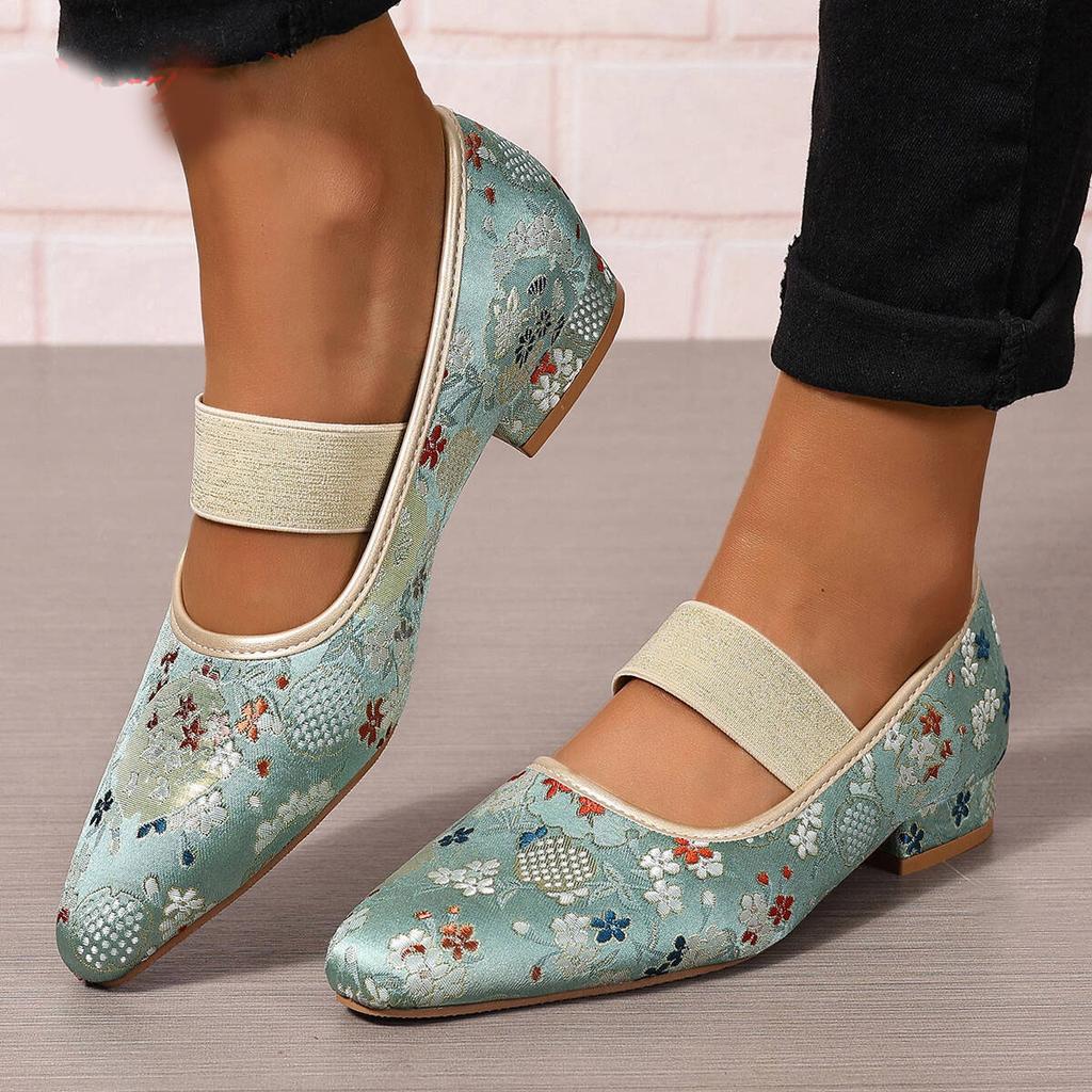 Fashion New Slip-on Women's Fashion Low Heeled Shoes Embroidered Women's Pumps Round Toe Shallow Soft Loafers Thick Heel Shoes for Women