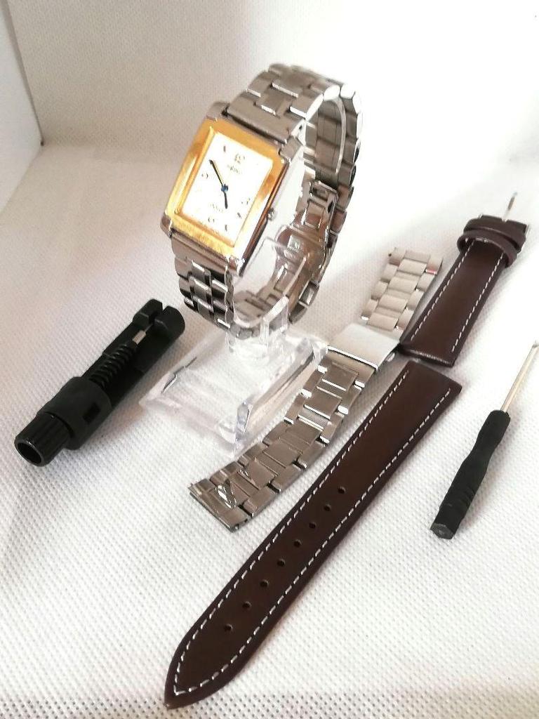 [USED] Rare Seiko Dolce Vintage Unisex Watch with an Annual Accuracy of 10 Seconds