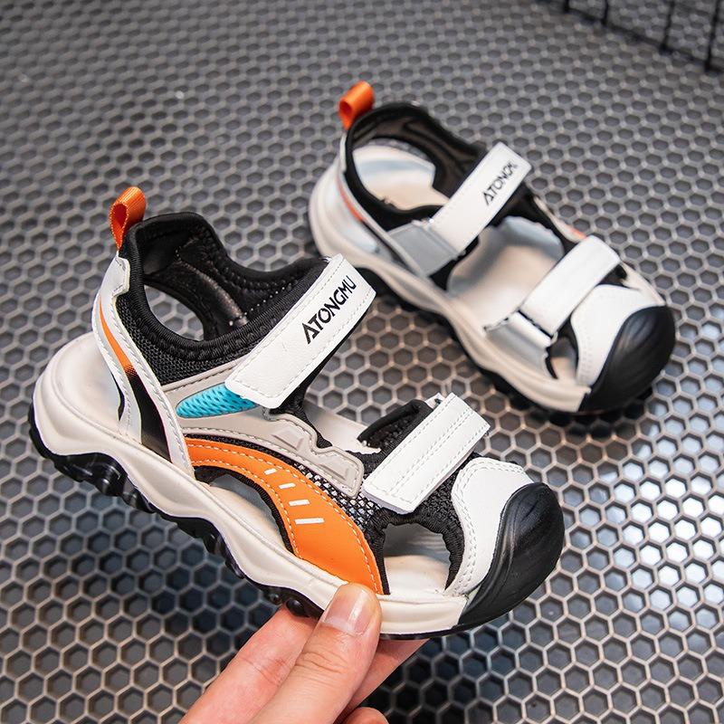 Детские легкие сандалии летние мальчики сумка голова крутые тапочки девочки полые пляжная обувь