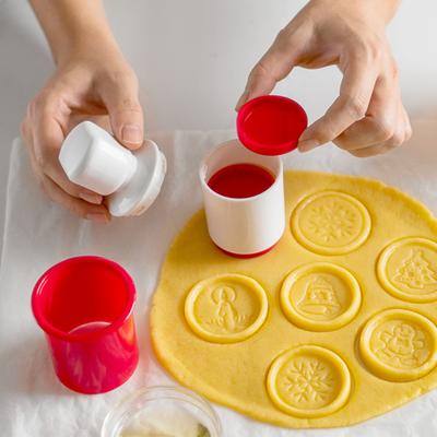 Набор штампов для рождественского печенья, 6 стилей, формы для формочек для печенья, плунжер с антипригарным покрытием, форма для тиснения домашнего рождественского печенья, шоколадная помадка, лунный пирог