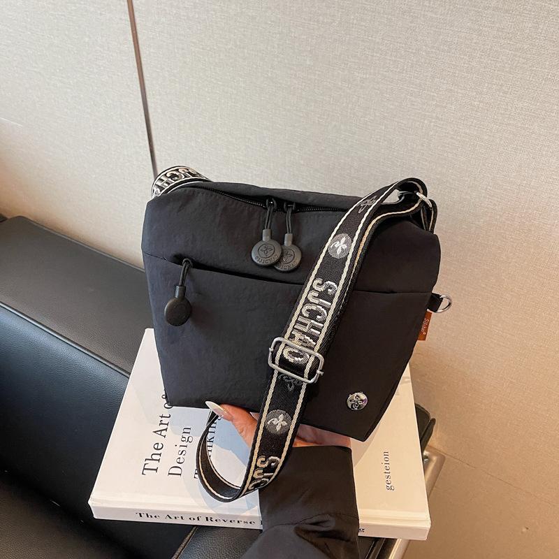 Сегодняшняя нишевая популярная маленькая женская новая летняя повседневная простая наплечная сумка-мессенджер сумка-пельмень