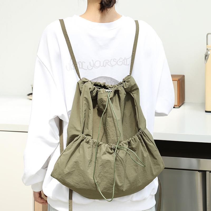 IELGY Japanese Casual Art Canvas Backpack, Fashionable Drawstring Pleated Schoolbag, Nylon Large-capacity Backpack, Khaki.