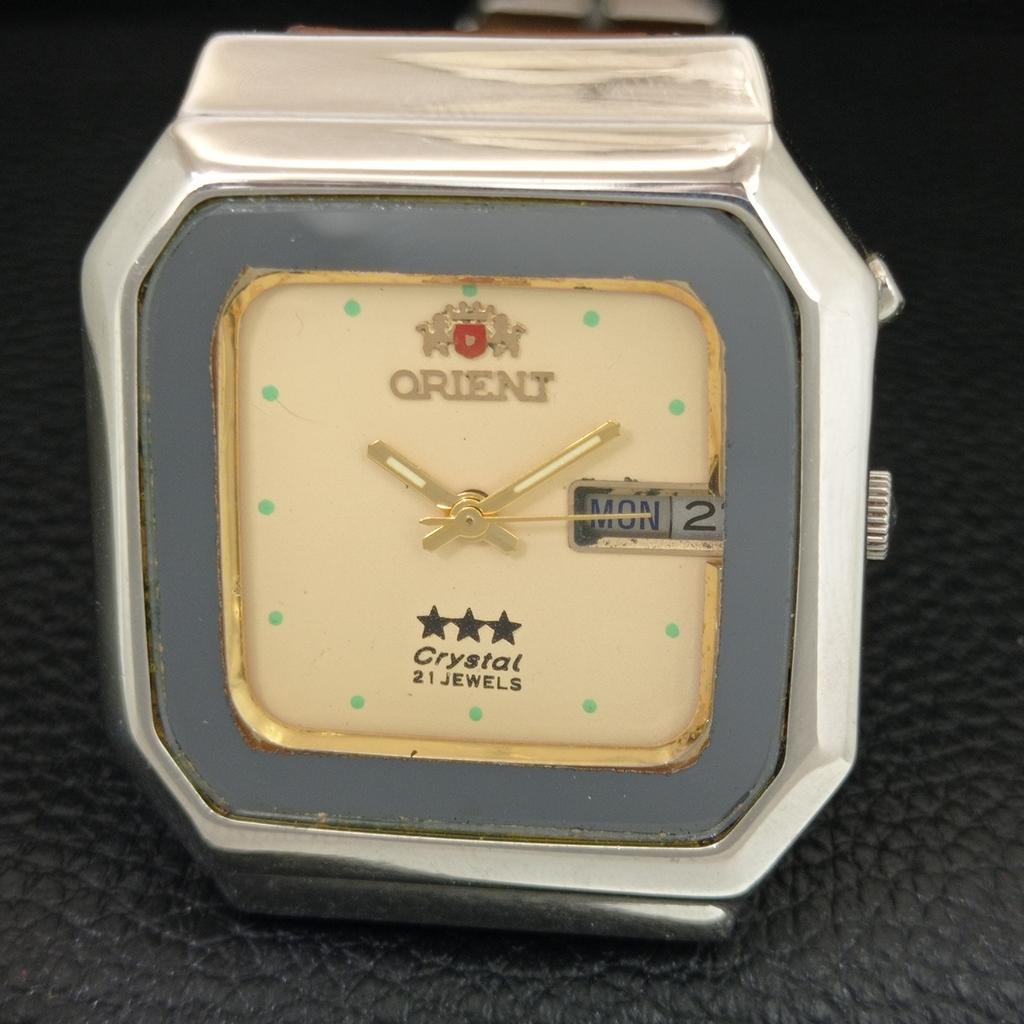 Orient КРИСТАЛЛ АВТОМАТИЧЕСКИЕ ЯПОНИЯ 46941 МУЖСКИЕ ВИНТАЖНЫЕ ЧАСЫ С БЕЖЕВЫМ ЦИФЕРБЛАТОМ a704827-1