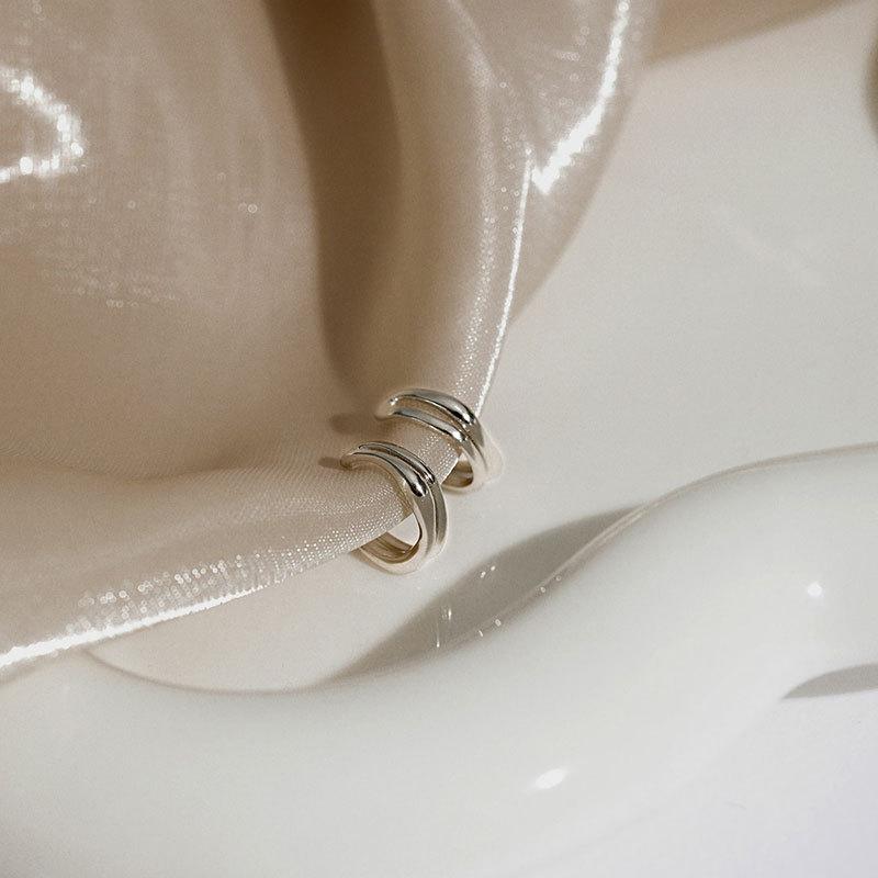 Двухслойные геометрические клипсы для ушей, маленькие и холодные, стильный дизайн, ощущение индивидуальности без сережек для прокалывания ушей для женщин