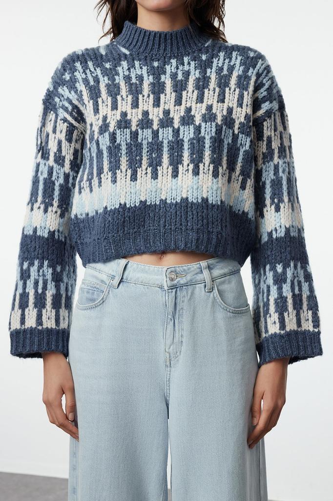 Женский свитер в элегантном стиле, зеленый мягкий текстурированный толстый укороченный трикотаж с воротником-стойкой