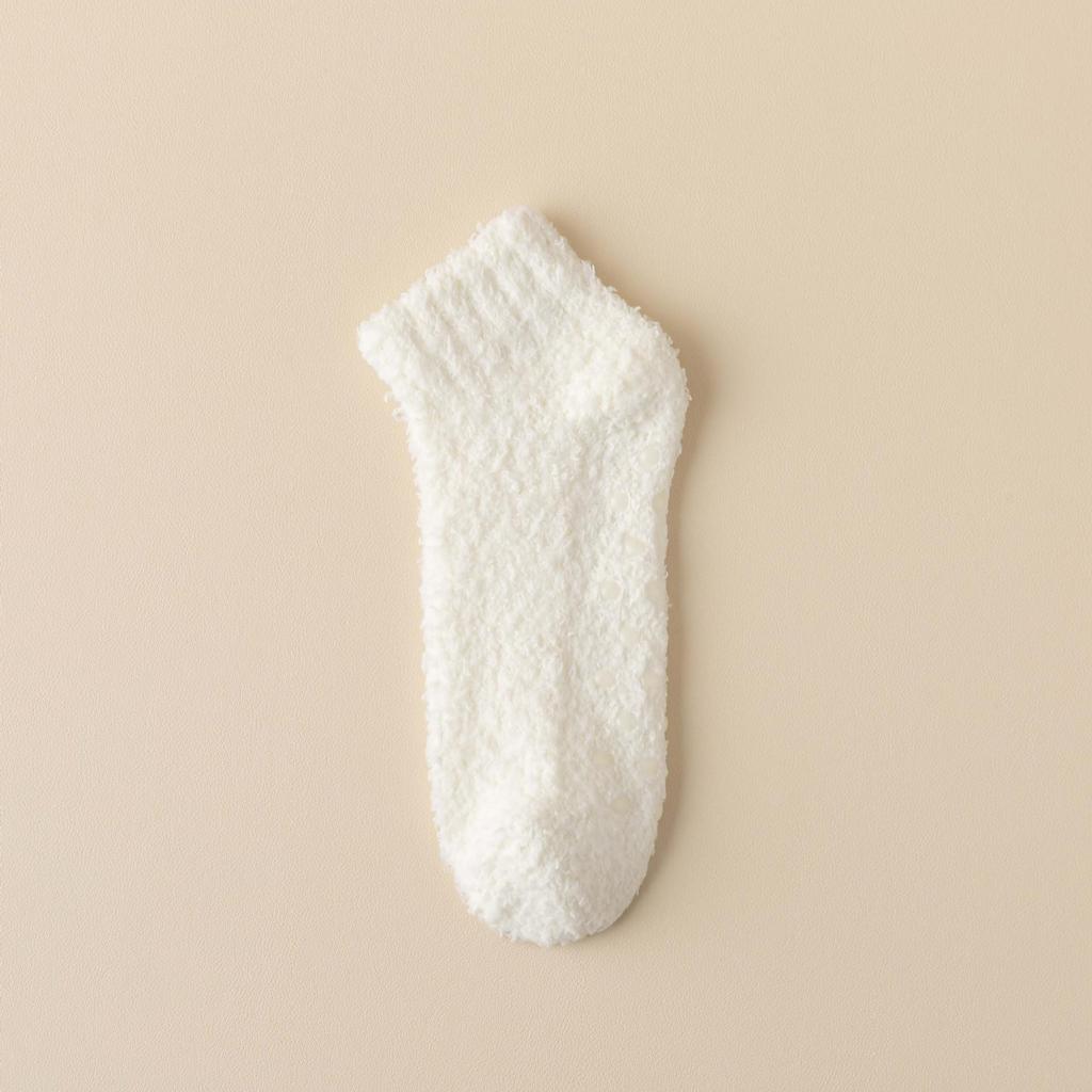 Женские зимние толстые теплые нескользящие носки средней длины из кораллового флиса