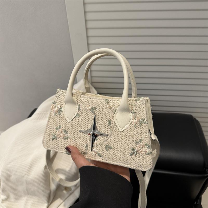 Fashion Womens Woven Pu Small Shoulder Bag With Zipper Closure For Daily Use