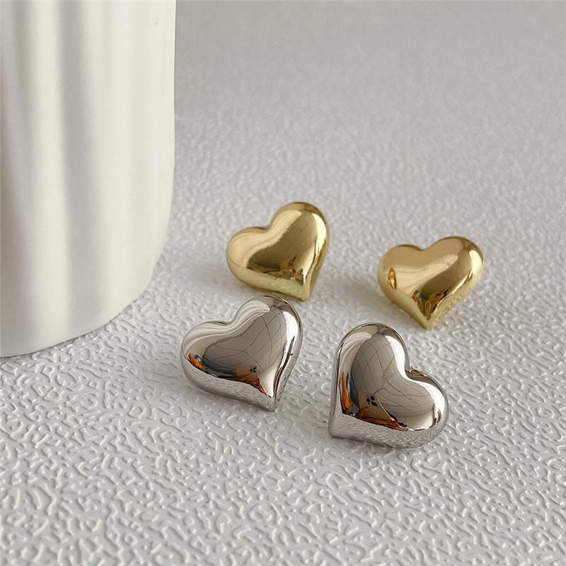 Minimalist Gold  Color Smooth Love Heart Stud Earrings For Women Trendy Elegant Wedding Bride Jewelry Gift
