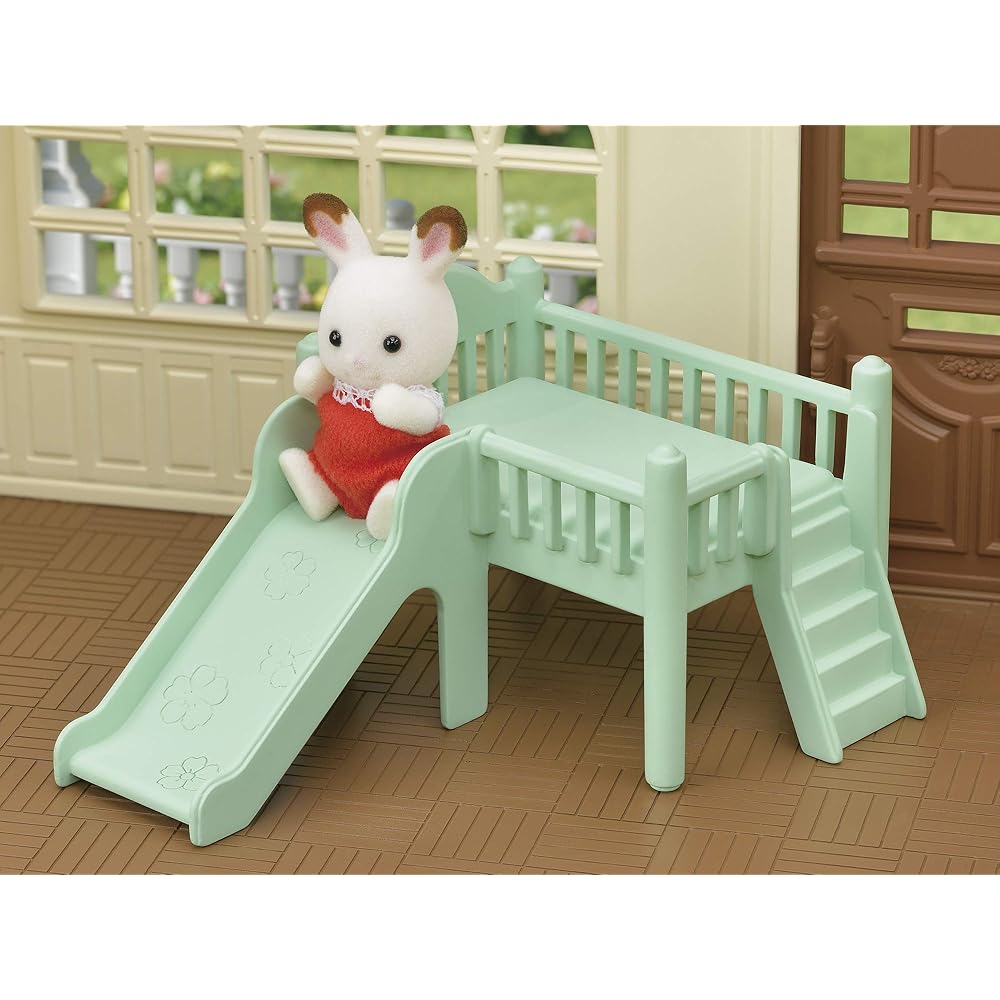 Sylvanian Families EPOCH Клубничный Дом Кукольный Домик Игрушка для Детей от 3 лет с Сертификацией ST Mark