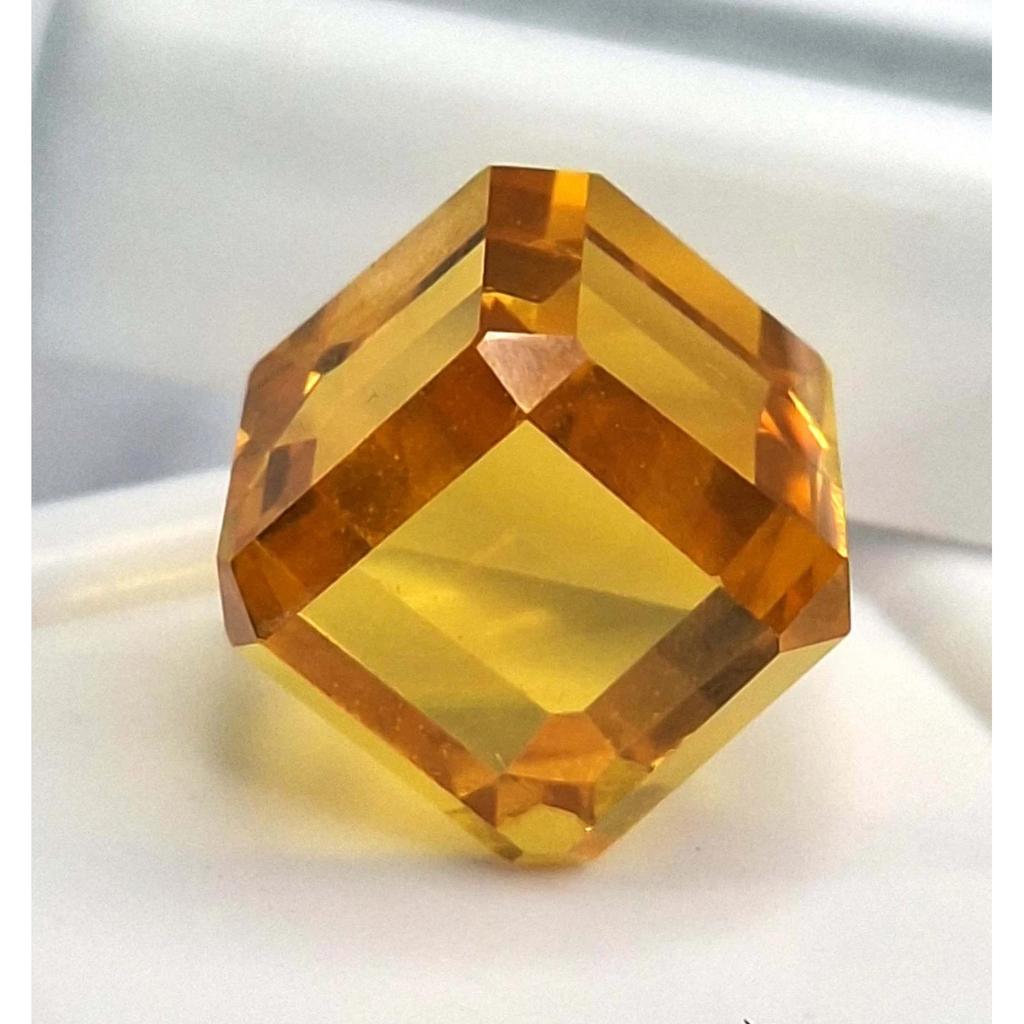 Natural Orange Sapphire Cube Cut 15-17 Ct Beautiful Certified Loose Gemstone