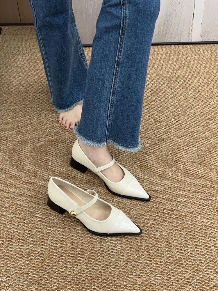 Остроносые маленькие кожаные туфли женские 2024 новая весна толстый каблук низкий каблук высокий каблук ретро французский темперамент Мэри Джейн туфли-лодочки