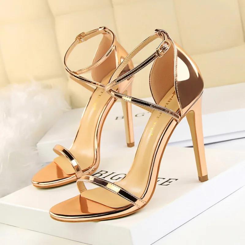 Fashion Women Classic Gladiators Fetish 8cm High Heels Sandals Lady Champagne Low Mid Heels Sandles Stripper Platform Summer Shoes