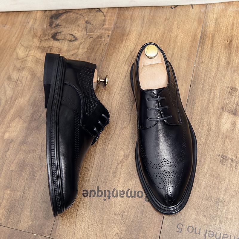 Мода Новое поступление Мужские туфли Оксфорды Ручной работы Кожаные Повседневные туфли Заостренный носок На шнуровке Мужская обувь Броги Деловой Джентльмен Лоферы