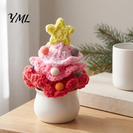 Christmas Atmosphere Home Decor Hand Crochet Potted Tree, Creative Knitted Plant, Mini Handcrafted Holiday Desktop Ornaments Cute Decorations,
