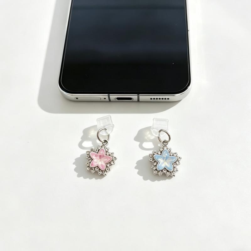 1 Piece of Diamond-Encrusted Star-Shaped Phone Dust Plug, Dreamy Design Charging Port Dust Protection Plug, Universal for Iphone/Android Phones