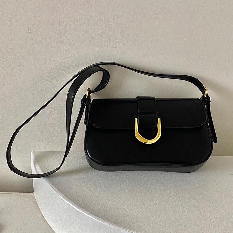 Premium Messenger Bag Women's Autumn and Winter New Retro Burgundy Horseshoe Buckle Small Square Bag Underarm Shoulder Bag Bag