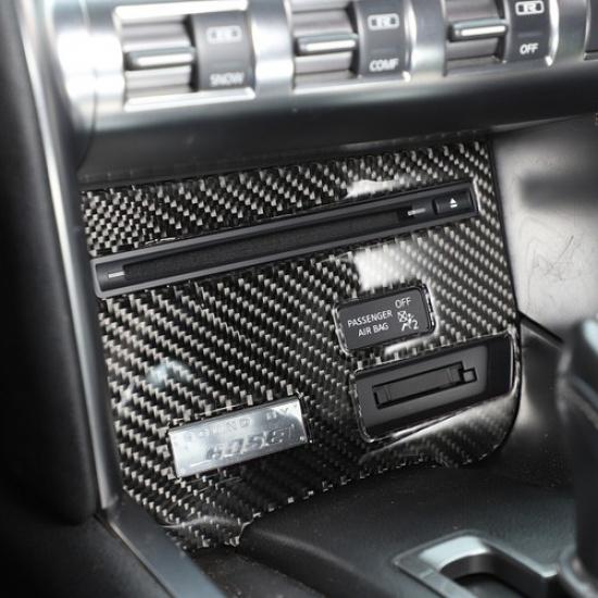 Накладка на панель CD из углеродного волокна для интерьера Nissan GTR R35 2008-2016